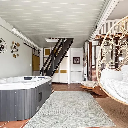 De Charme 70m2, Jacuzzi Et Piscine Partagee Apartman Verfeil (Haute-Garonne)