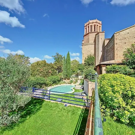 De Charme 70m2, Jacuzzi Et Piscine Partagee *