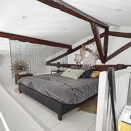 De Charme 70m2, Jacuzzi Et Piscine Partagee Verfeil (Haute-Garonne)