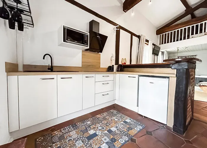 De Charme 70m2, Jacuzzi Et Piscine Partagée Appartamento